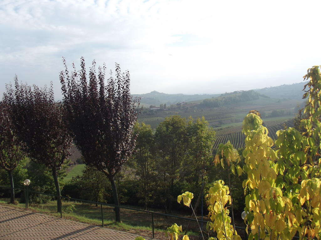 Locanda Del Boscogrande Montegrosso dʼAsti Εξωτερικό φωτογραφία
