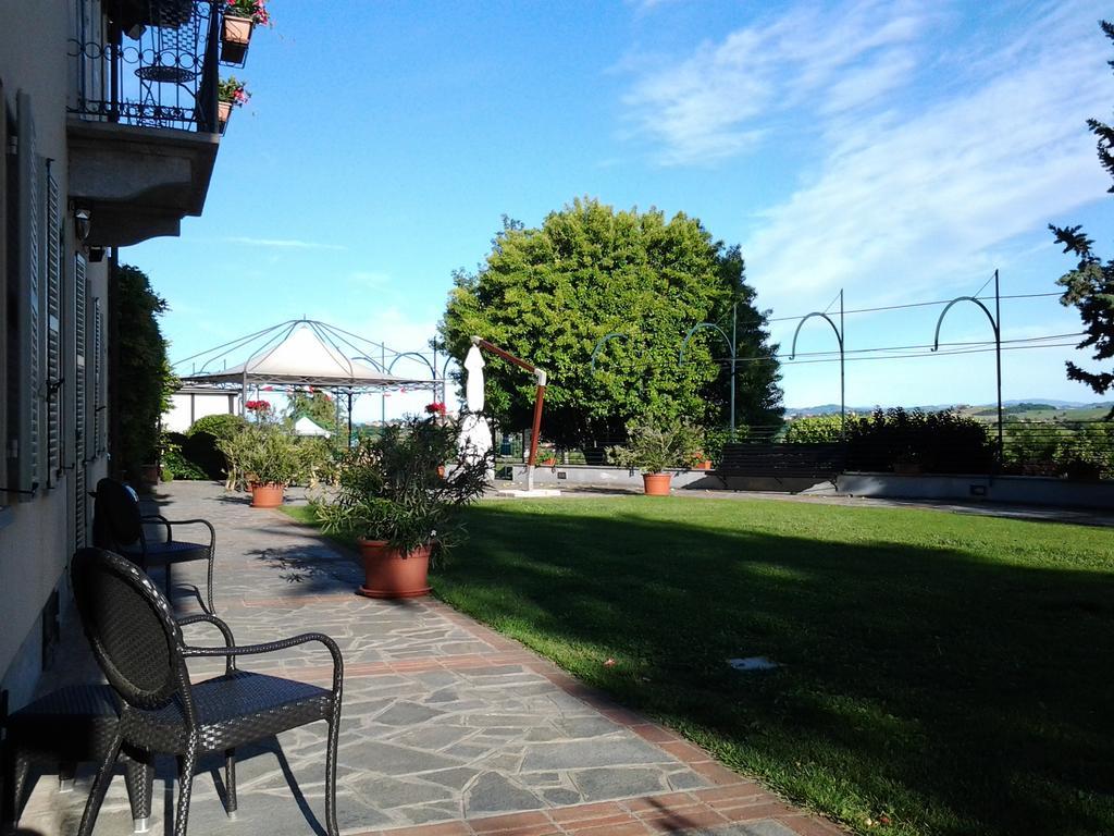 Locanda Del Boscogrande Montegrosso dʼAsti Εξωτερικό φωτογραφία
