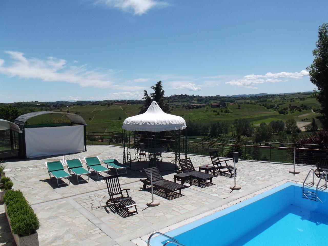 Locanda Del Boscogrande Montegrosso dʼAsti Εξωτερικό φωτογραφία